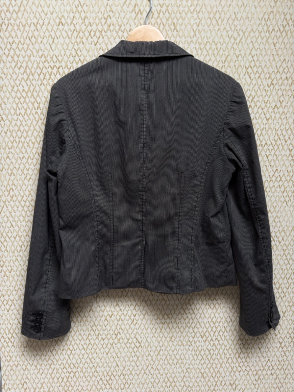 City UNLTD Pinstripe Blazer Charcoal Gray Button Structured Size 10 - Picture 3 of 12